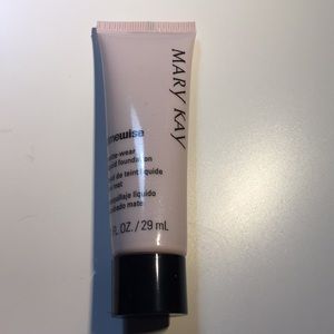 Mary Kay Beige 6 TimeWise Liquid Foundation